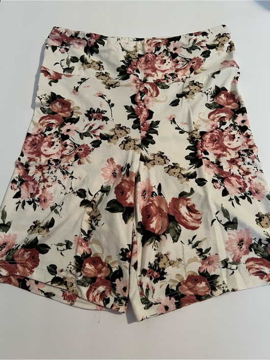 Fitz + Eddi Pants - Fitz + Eddi Shorts Womens Medium Biker Floral Jersey Stretch Yoga Lounge Casual